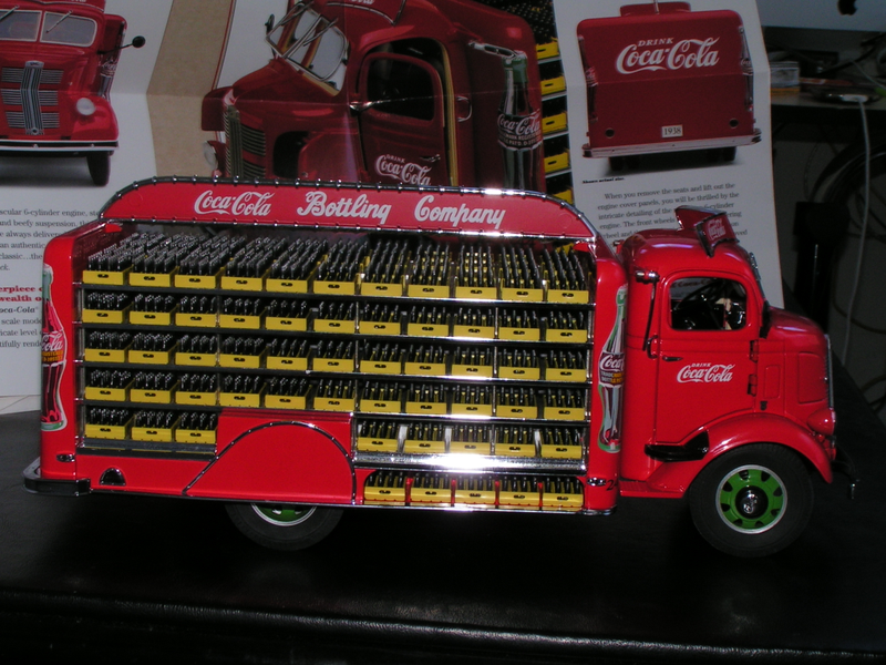 Illustration for article titled LaLD Car Week - Murica Monday: 1938 GMC Coca Cola Delivery Truck